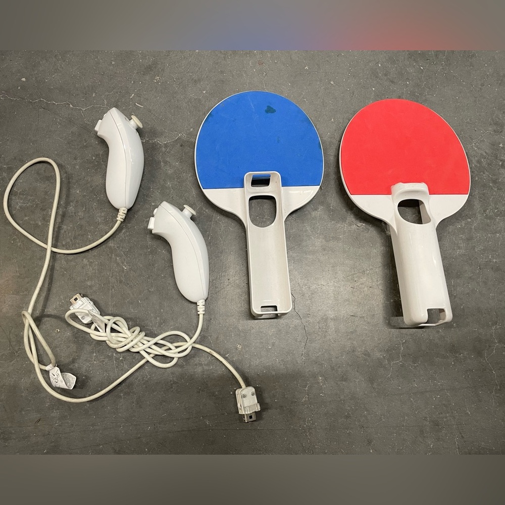 Wii Controller Bundle - Picture 3 of 3